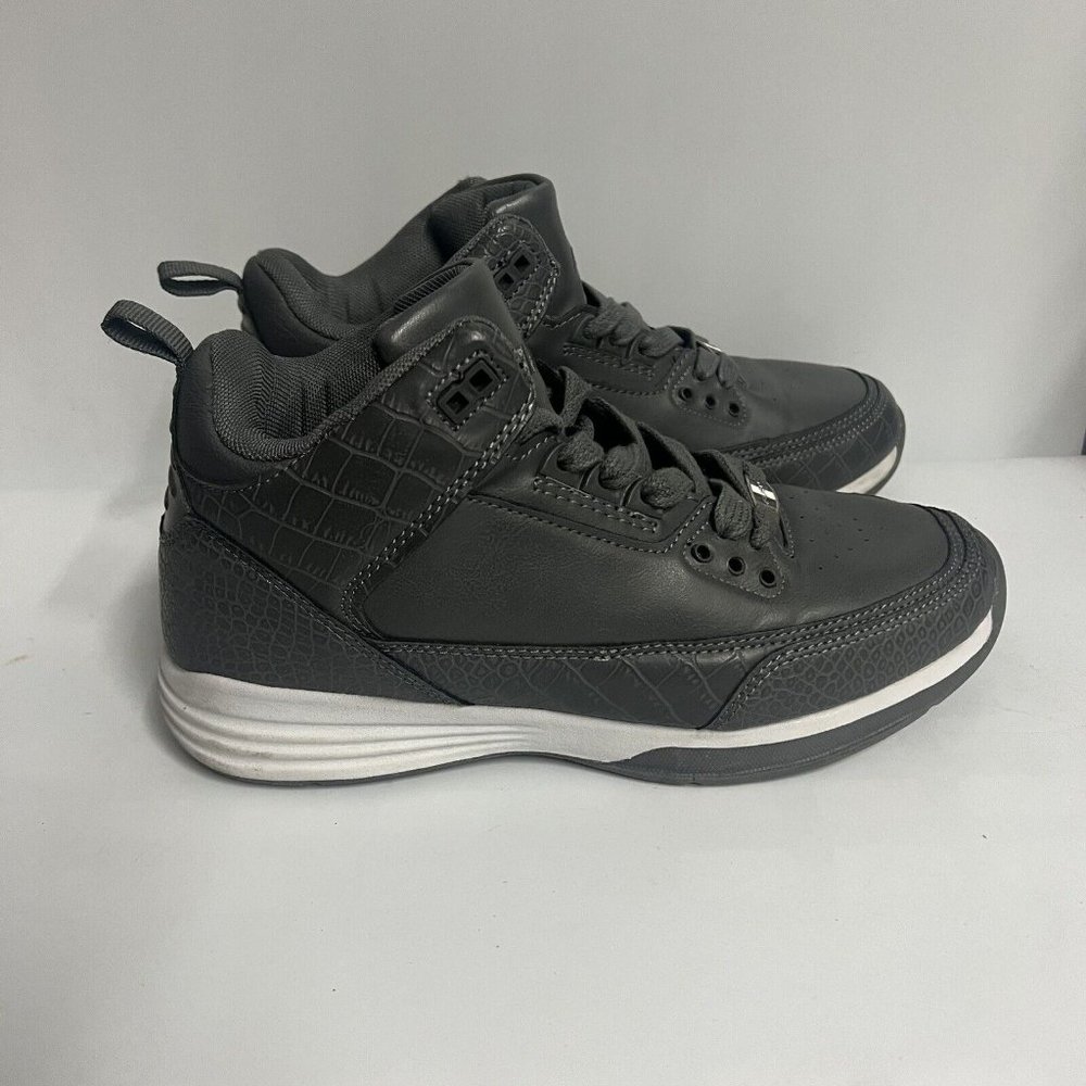 Fubu Men's Synch High-Top Basketball Shoe Comfort & Support U.S. Size 7